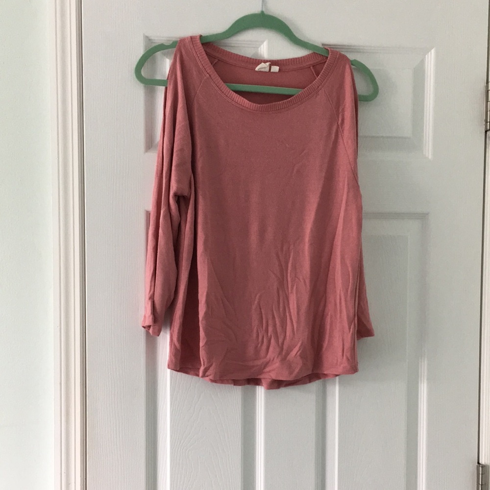 Gap bare shoulder top